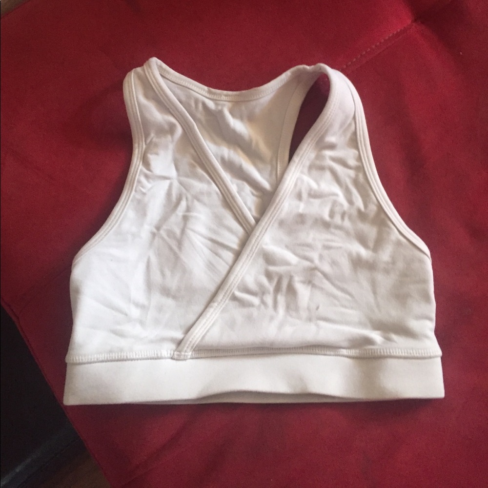 Lululemon white sports bra