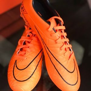 nike Shoes - NWT men's Hypervenom Phelon ll FG Soccer Cleats nike Shoes - NWT men's Hypervenom Phelon ll FG Soccer Cleats