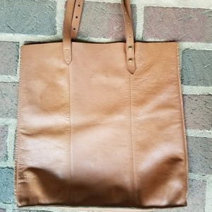 Madewell McCarren Tote in Camel