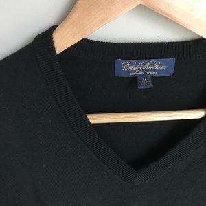 Brooks Brothers Saxxon Wool V-Neck Sweater