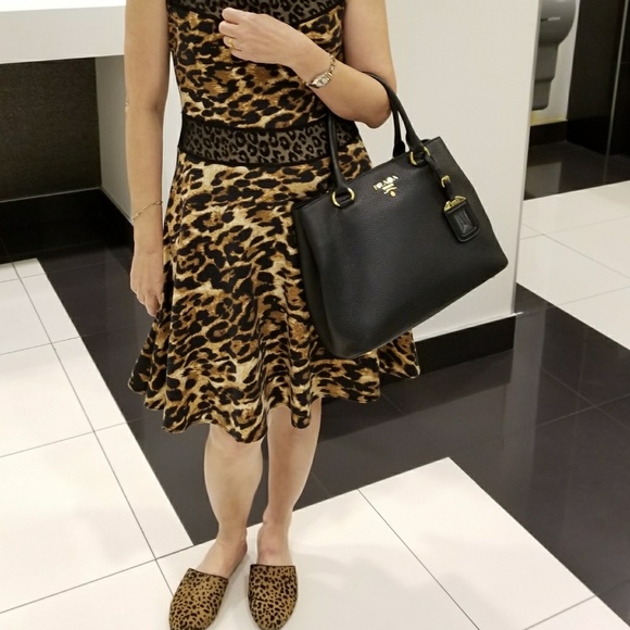 Prada - Picture 4 of 4