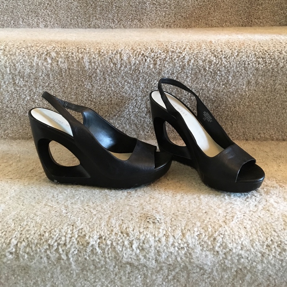 Nine West leather black open toe wedge
