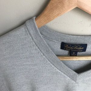 Brooks Brothers Saxxon Wool V-Neck Sweater