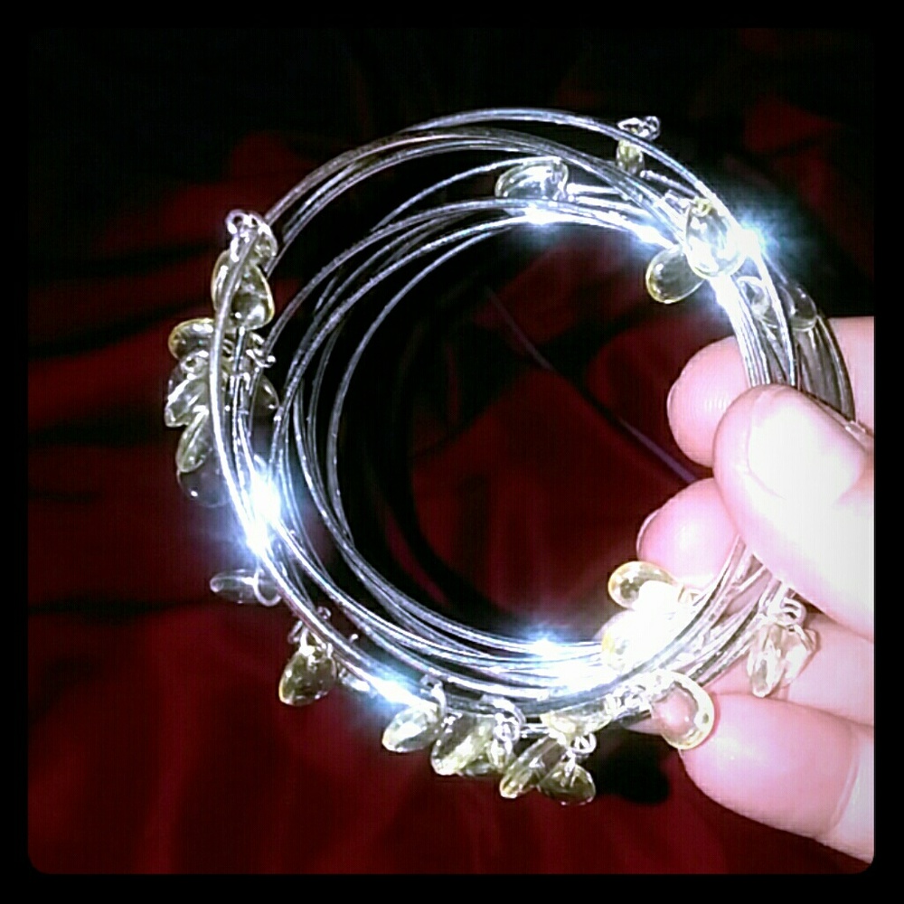 Mark by avon bangles with teardrop dangles