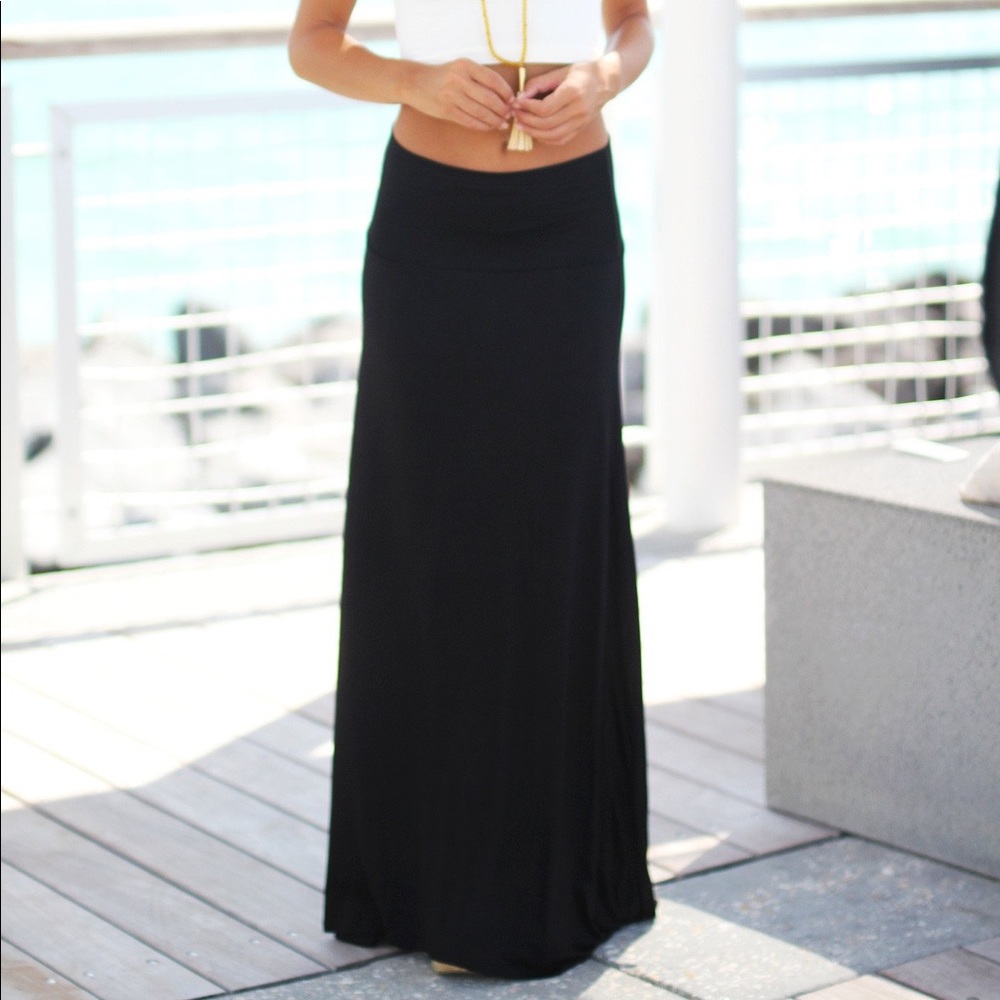 Black knit maxi skirt