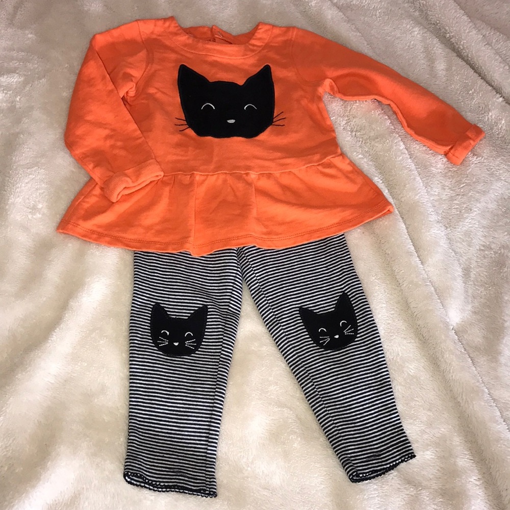 Like New! Carters Orange/Black Cat 2 Pc set Sz 24m
