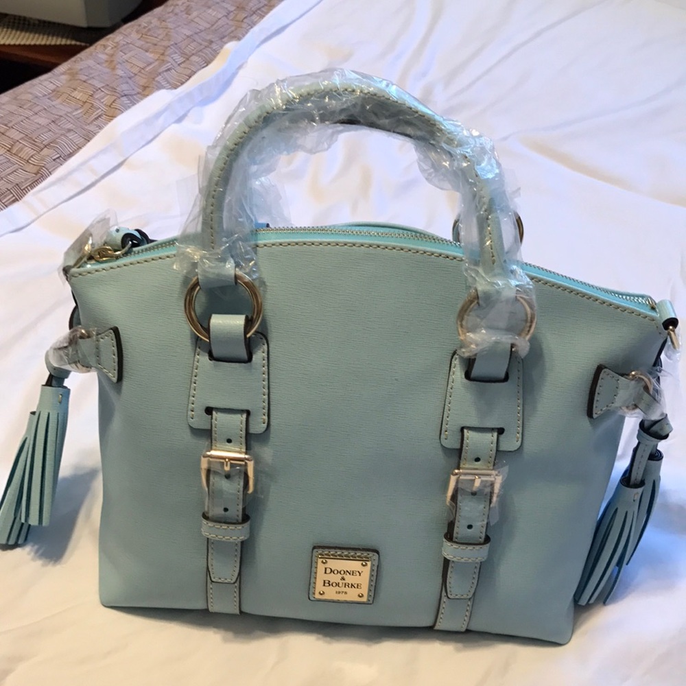 Dooney &Bourke domed satchel