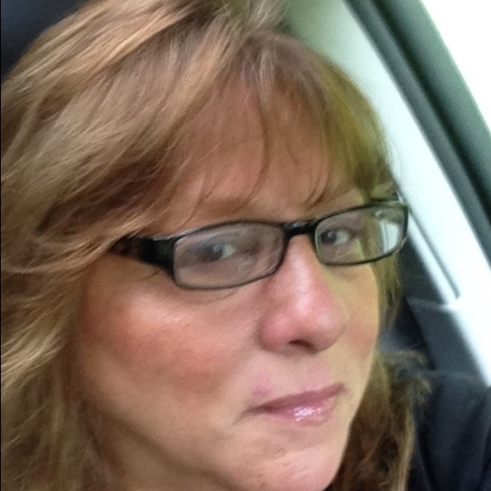 Meet your Posher, Roxanne