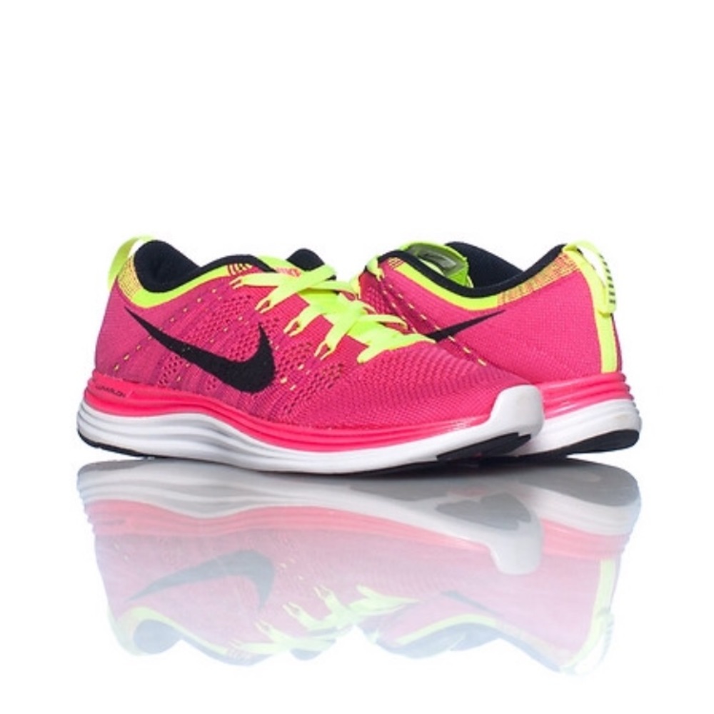 NIKE FLYKNIT LUNAR1 Sneaker 💞Size: 8 💞