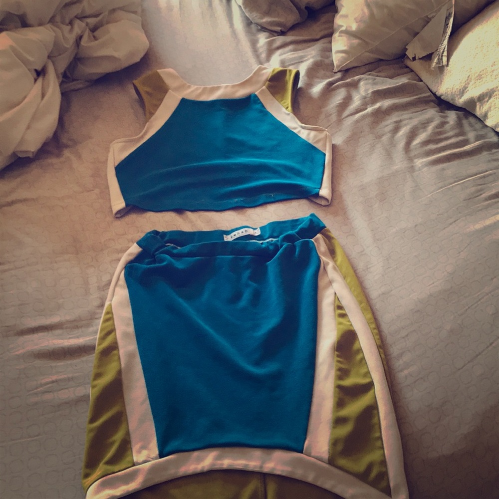 Skirt set