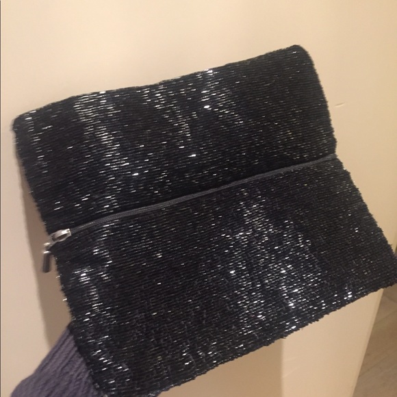 Metallic beaded sequin Ann Taylor clutch purse - Picture 4 of 7