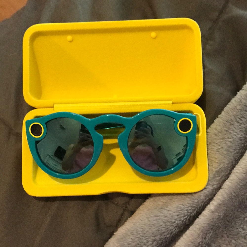 Snapchat glasses