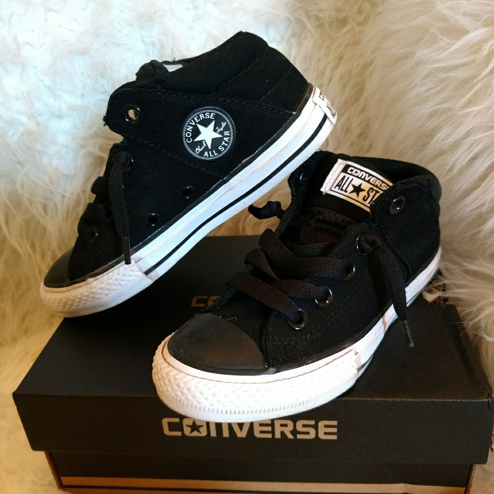 Boys Converse Shoes Sz 13