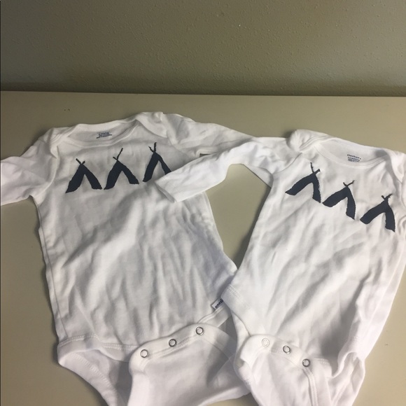 Teepee Onesie - Picture 2 of 6