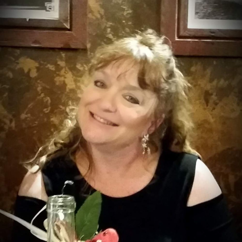 Meet your Posher, Monica