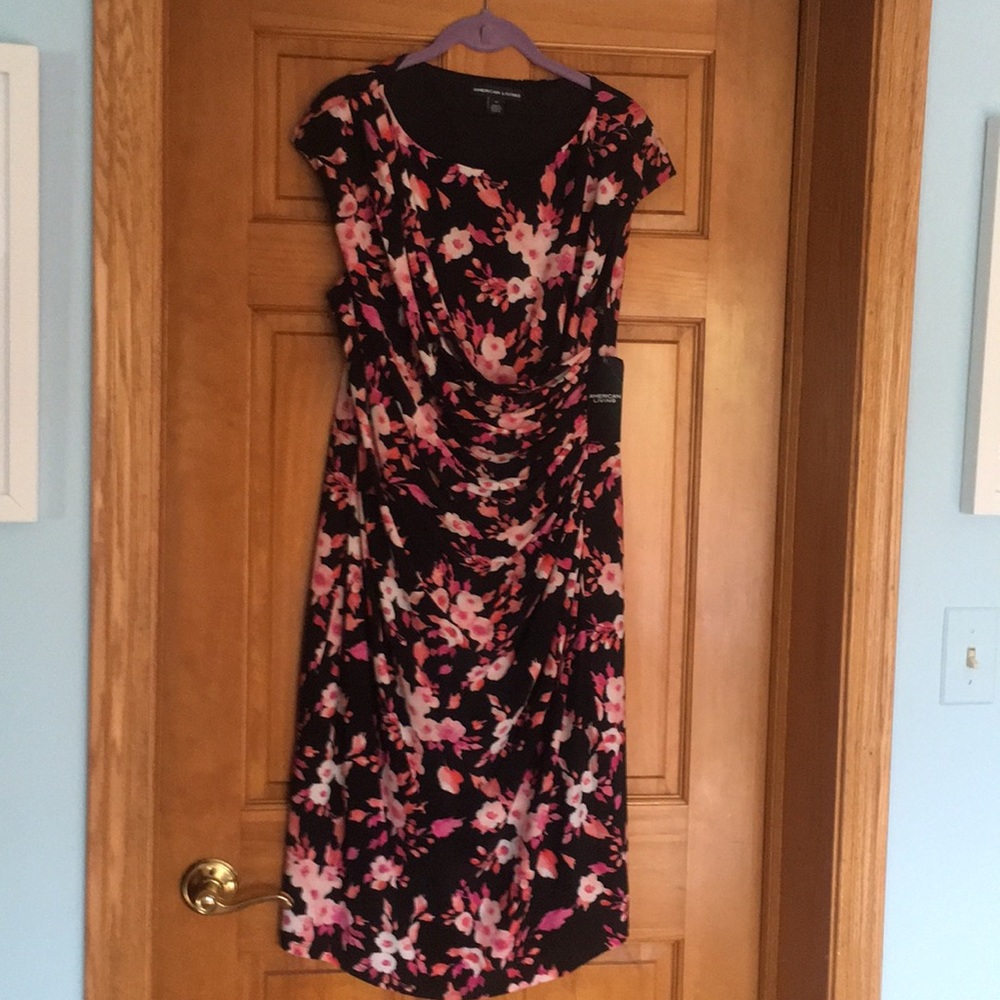 Rouched black floral dress NWT