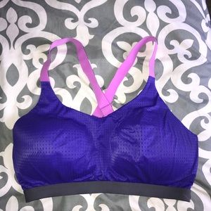 VS sports bra