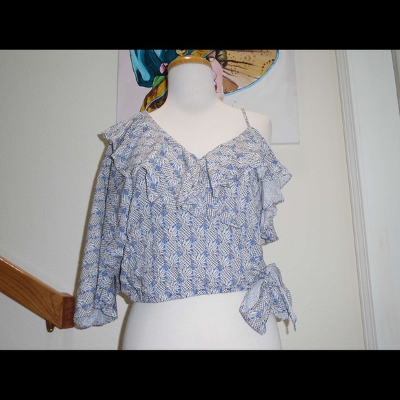 Anthropologie Tops - Maeve Athroplogie Pineapple Print Ruffled wrap top