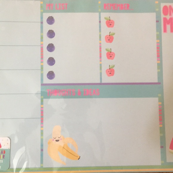 NWT- Desk Pad Planner - Picture 3 of 6