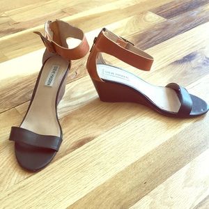 SANDAL WEDGES from Steve Madden