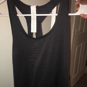 Black work out tank