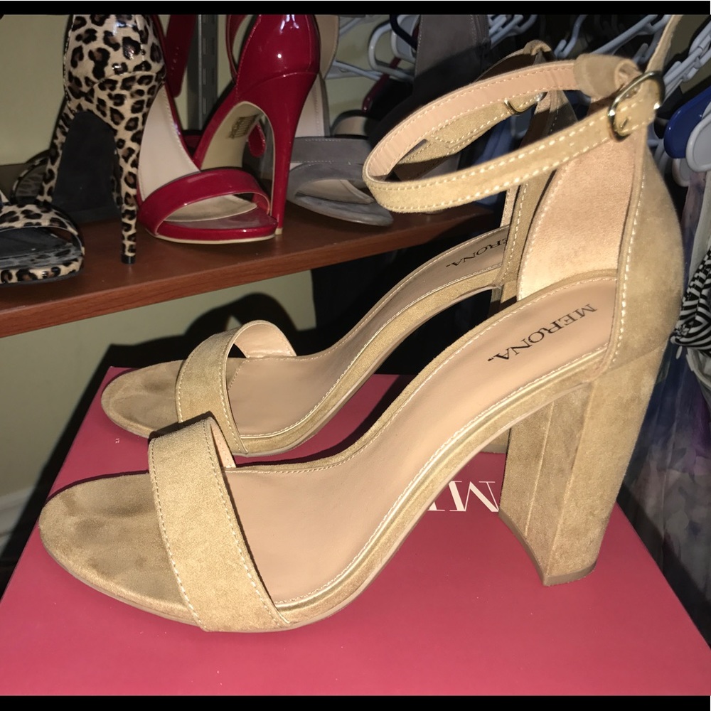 Super Cute, Faux Suede Heels