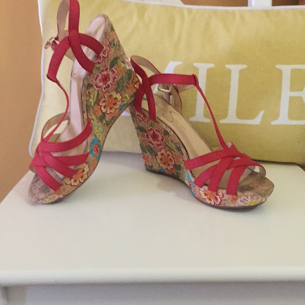 Embroidered wedges