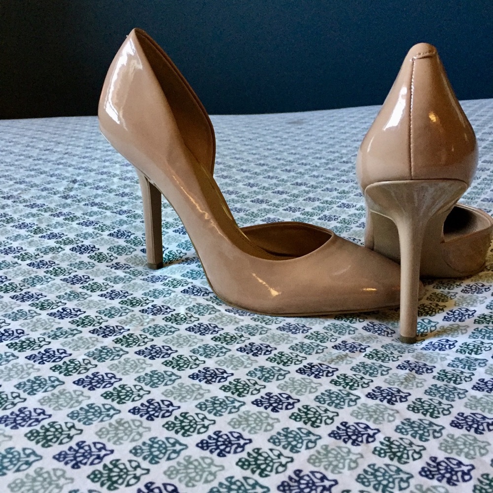 BCBG Nude Pumps - Picture 3 of 5