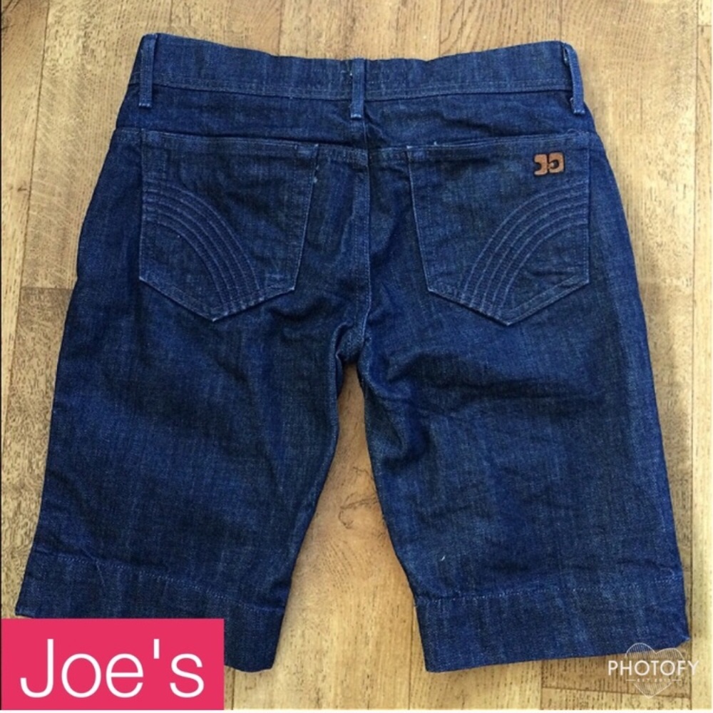 Joe's Jeans Denim Bermuda Shorts. Size 26.