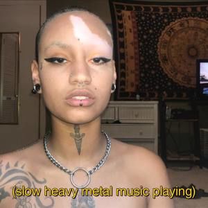 Meet your Posher, Claudia