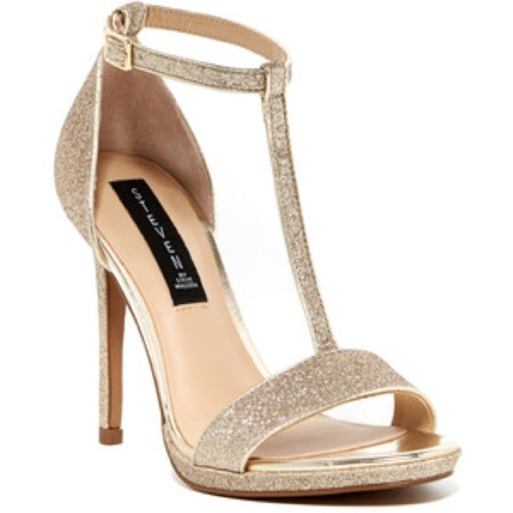 Steven by Steve Madden NWT Gold T-strap heels