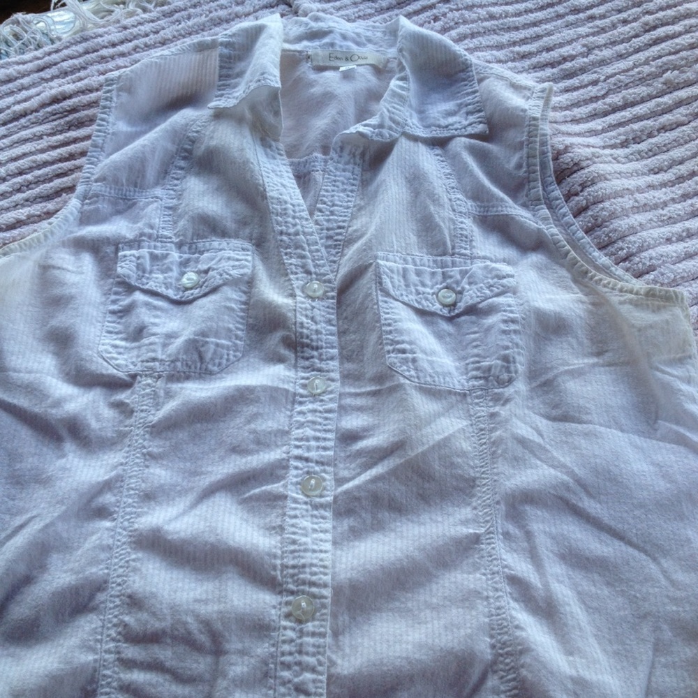 Eden & Olivia Sleeveless White Blouse