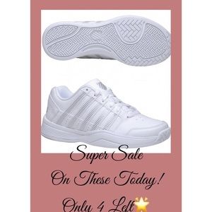 NWT Women's K-Swiss Hypercourt Tennis Sneakers