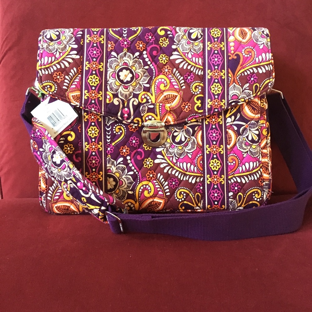 BNWT Vera Bradley Sunset Safari messenger bag
