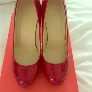 Red high heels 👠 Ivanka trump size 7 mark down ‼️