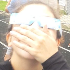 Meet your Posher, Cameron