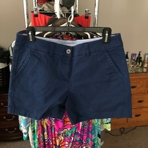 ☃️WINTER SALE☃️ Southern Tide 5" shorts