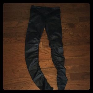 ALO yoga airbrush goddess legging (black)