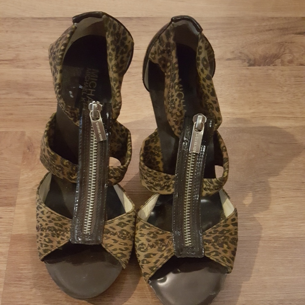 Michael Joe's heels