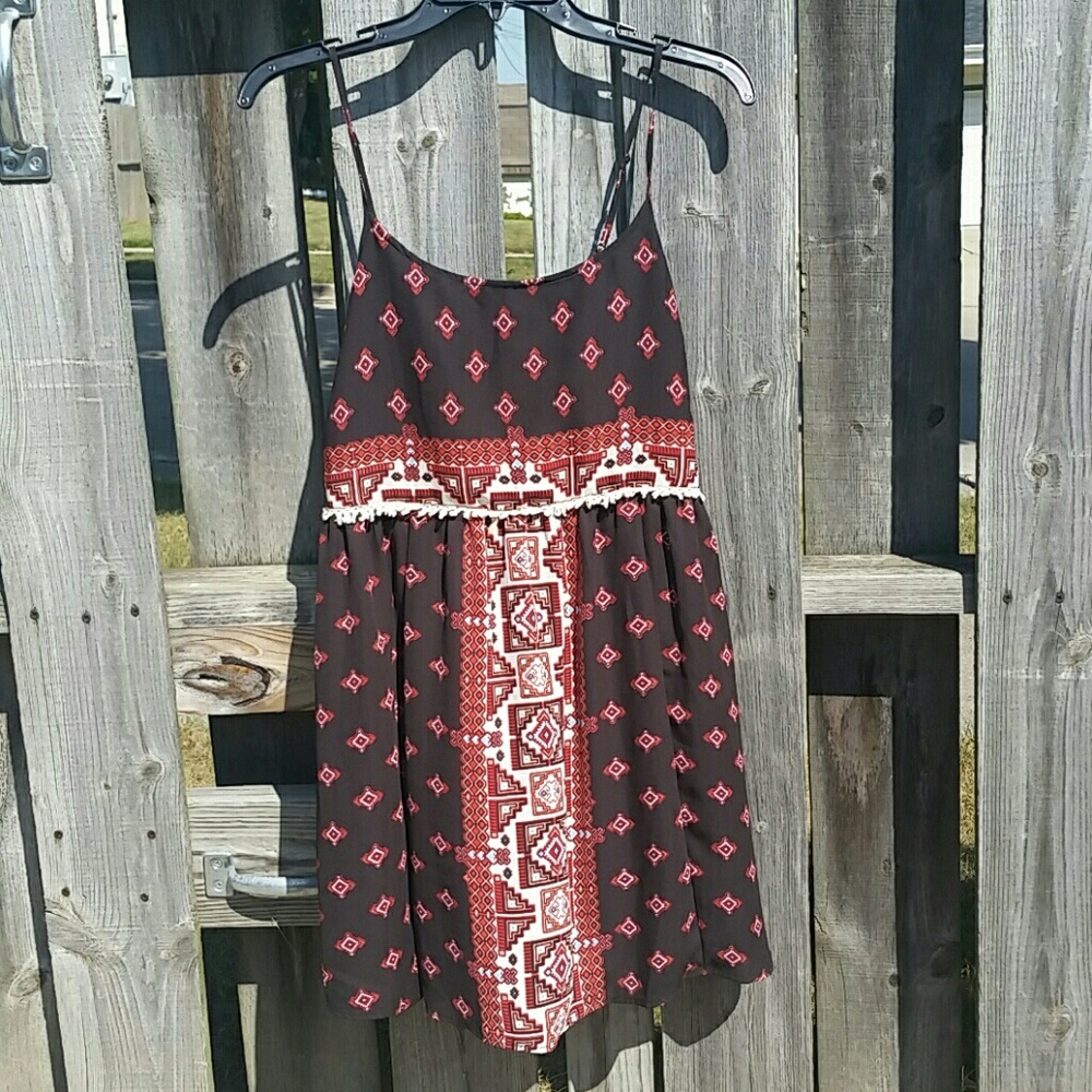 NWT. Taylor & Sage Patterned Summer Dress.