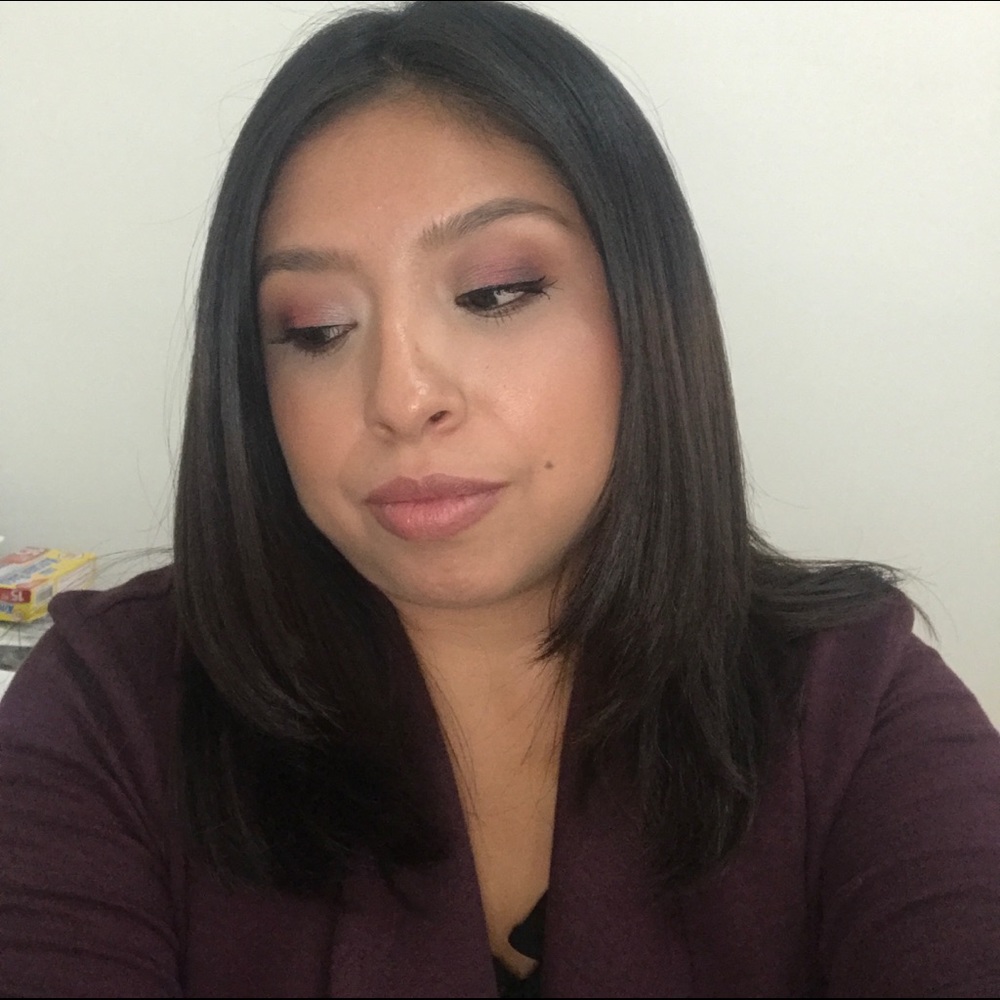 Meet your Posher, Selene