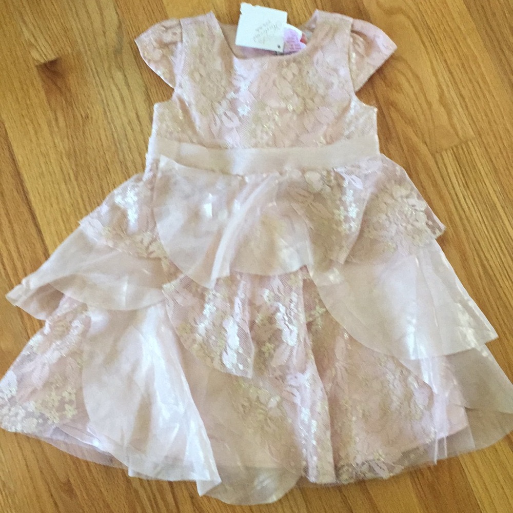 Lace & chiffon