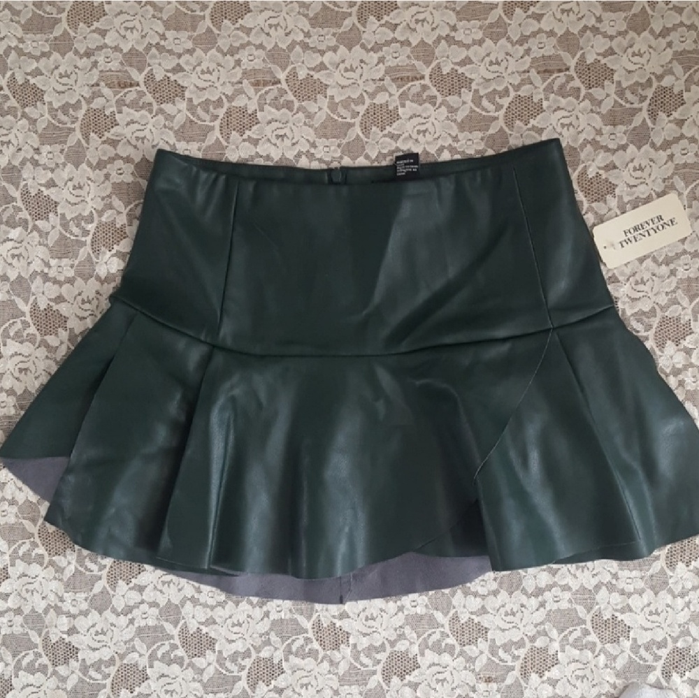 Forever 21 Green Mini Skirt