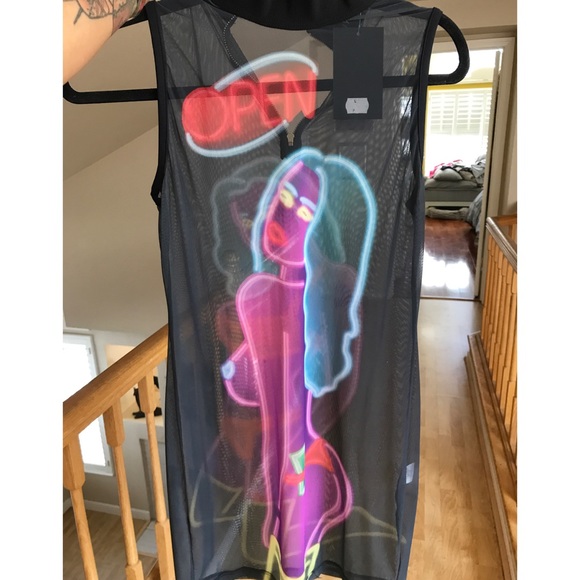 🚨Brand New🚨Unique Sheer Print Nympha Dress. - Picture 4 of 6