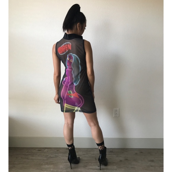 🚨Brand New🚨Unique Sheer Print Nympha Dress. - Picture 5 of 6