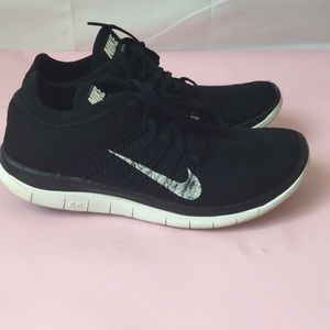 Nike flyknit free run 4.0