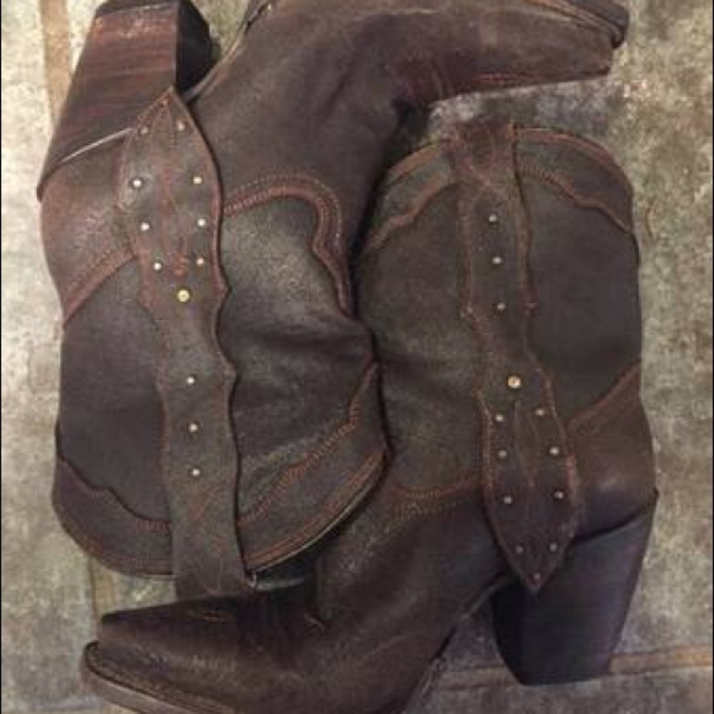 Charlie 1 horse by Lucchese cowgirl boots