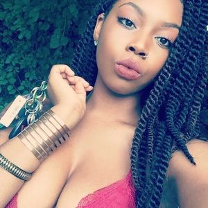 Meet your Posher, Inndia