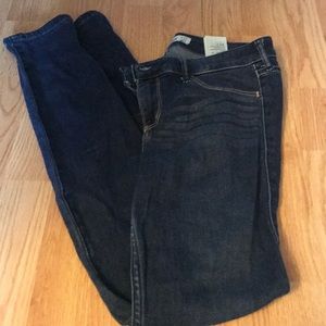 Hollister dark skinny jeans size 5R
