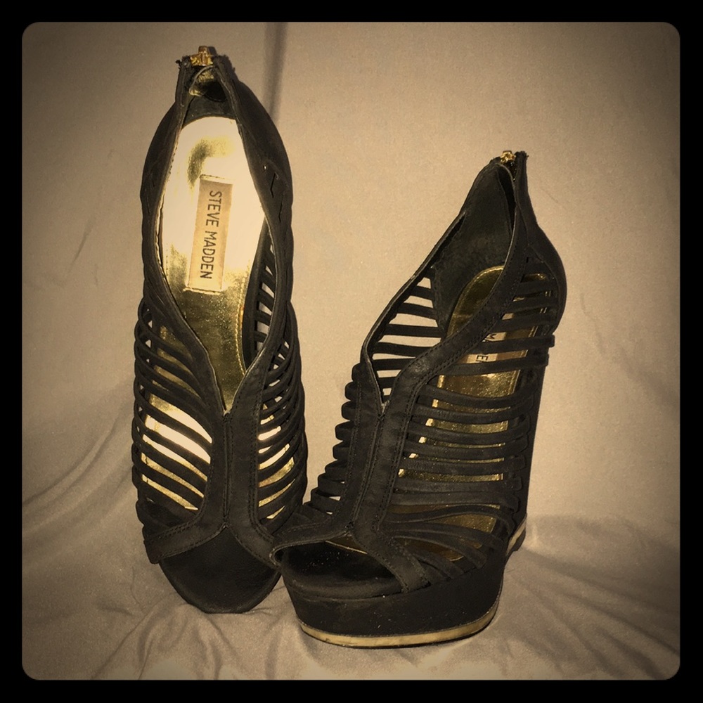 Black Strap up Steve Madden Wedges